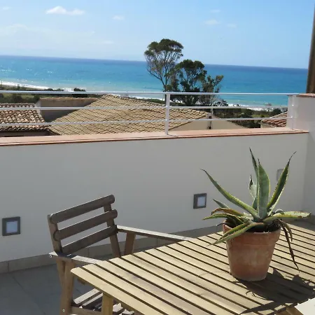 Casa Verdemare צ'פאלו